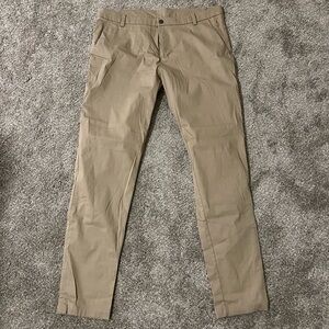 Perfect condition Men’s Lululemon ABC Pant 38Tall
